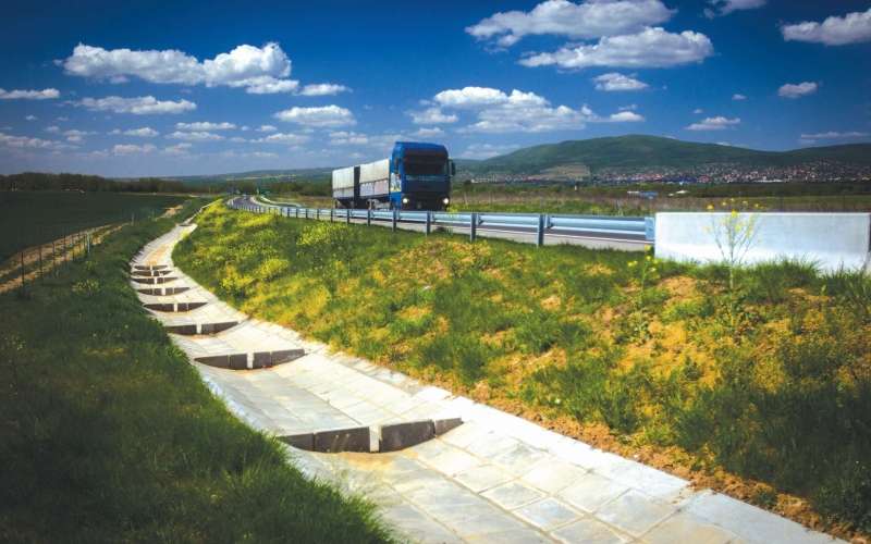 vizelvezeto, utepites, m60